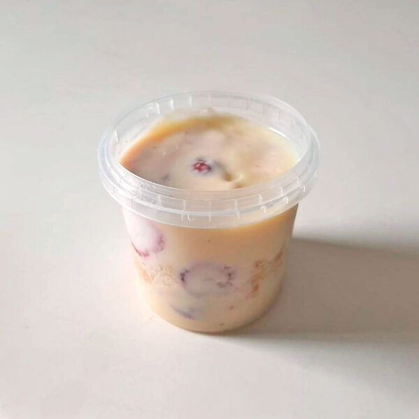 Bolo de Ninho com Morango