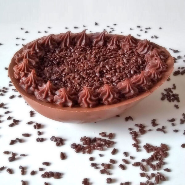 Ovo de Colher Brigadeiro
